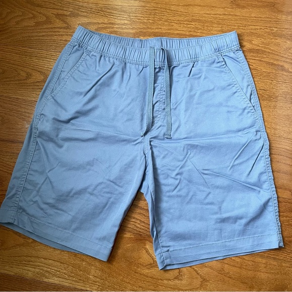 Uniqlo Other - Uniqlo Shorts M